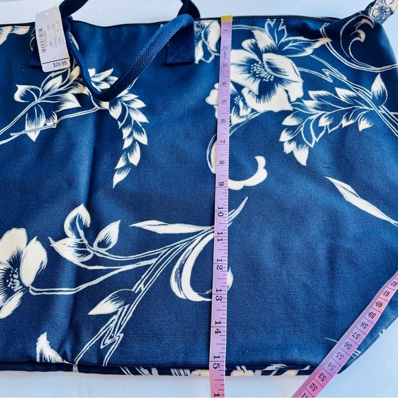 Christopher and Banks Blue Tropical Tote Bag NWT - Picture 6 of 8